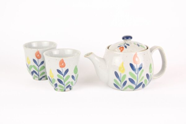 Tulip Tea Set