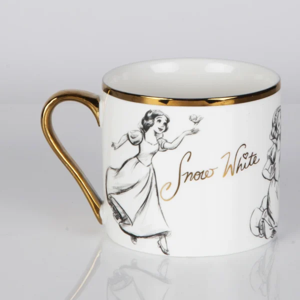 Disney Classic Collectable Snow White Mug - Image 2