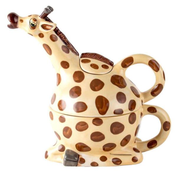 Giraffe Tea For One
