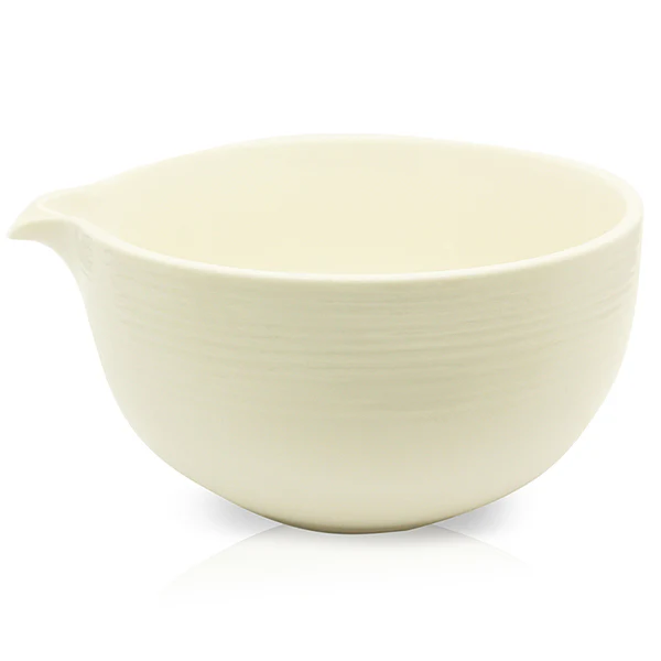 Matcha Ceramic Bowl (Chawan) - White With Spout