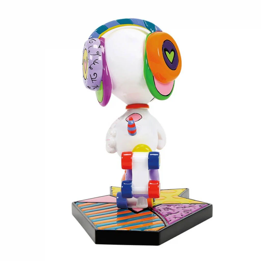 BRITTO SNOOPY ROLLER SKATE FIGURINE - Image 4